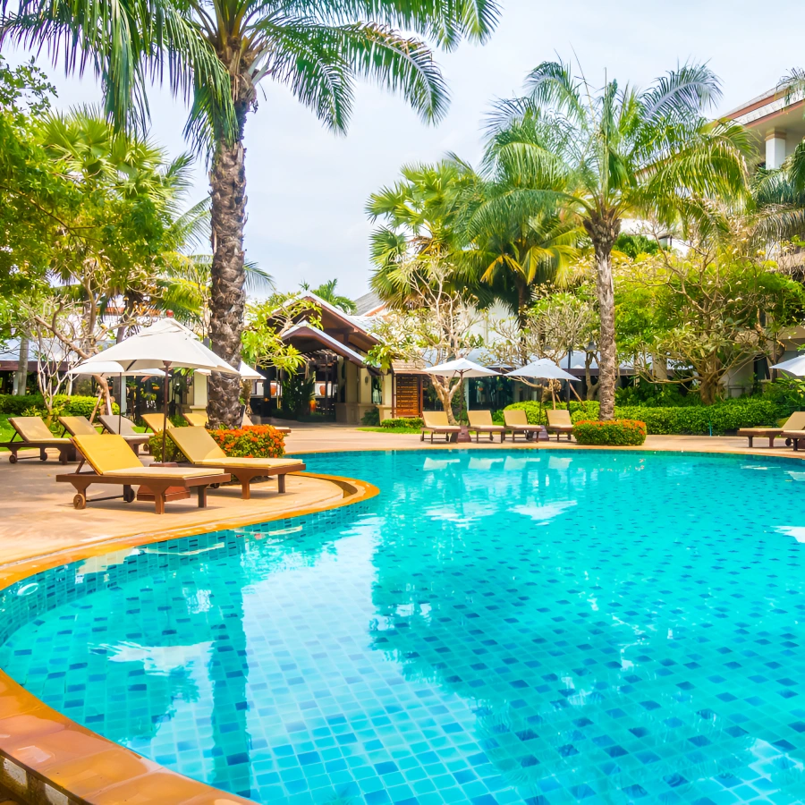 Essentials of Merchandising Luxury Living